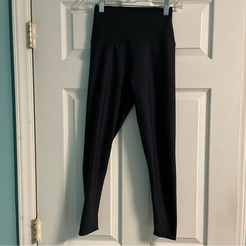 SAGE Navy Blue Athletic 3/4 Length Leggings